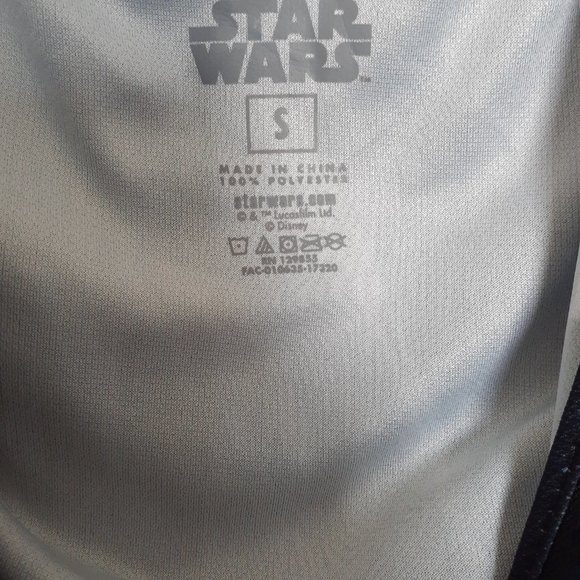 Disney Parks Darth Vader hoodie, kids' small - Picture 3 of 4